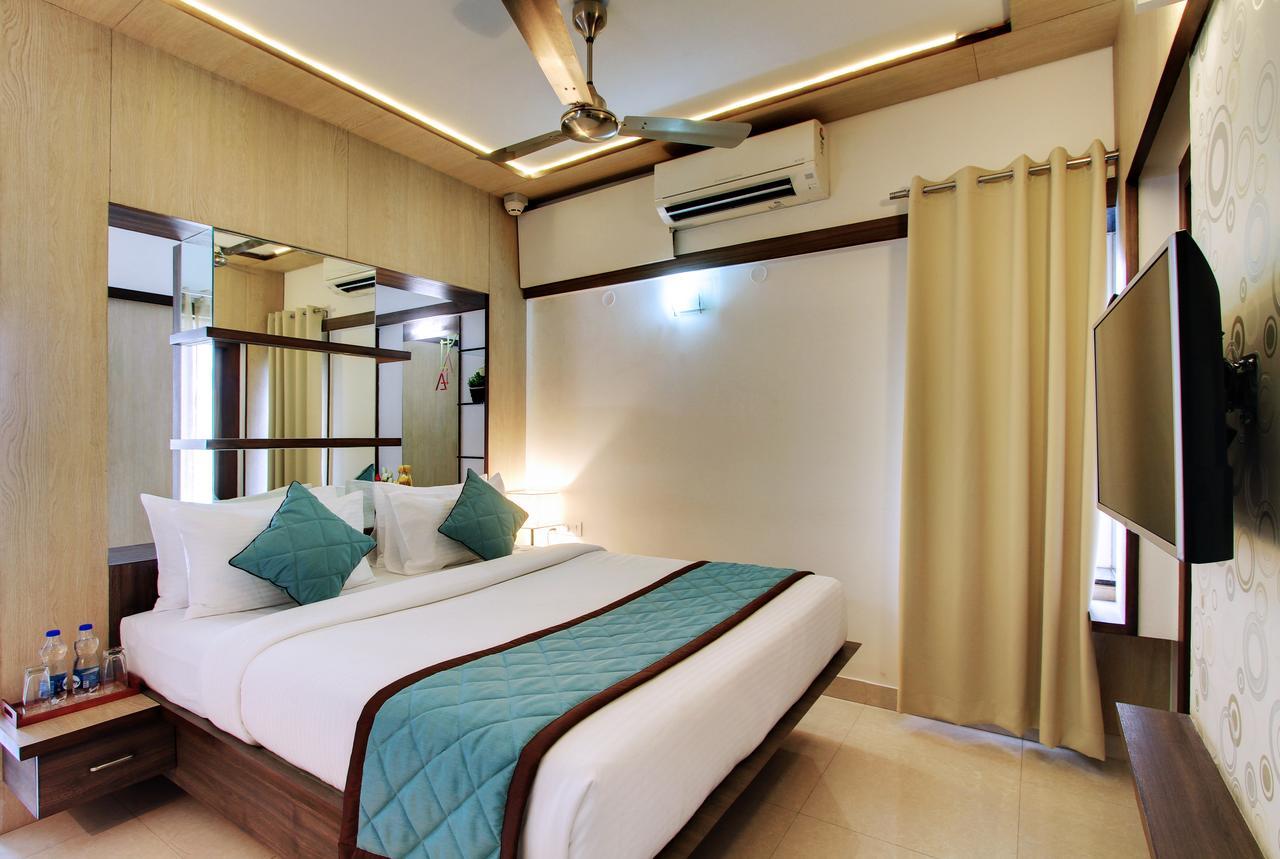 White Castle Boutique Apartment Hotel Bangalore Eksteriør billede